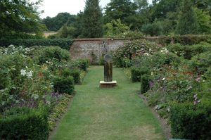 Pashley Manor Garden 01