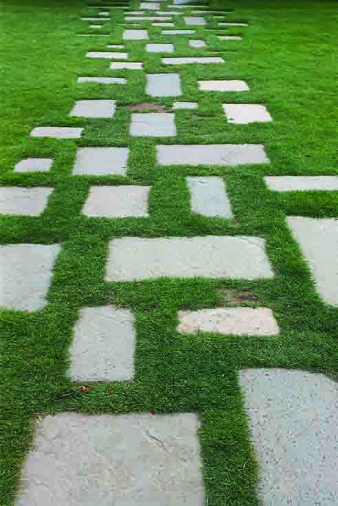 Tuintrap van betonelementen